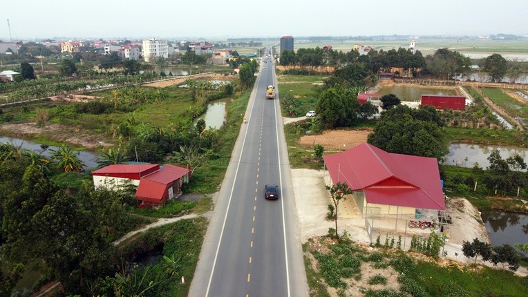 Nhieu cong trinh trai phep o doc duong noi Quoc lo 38-Hinh-7