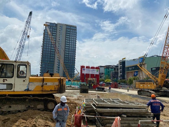 View - 	Đà Nẵng Landmark Tower về tay đại gia Lê Trường Kỹ ra sao?