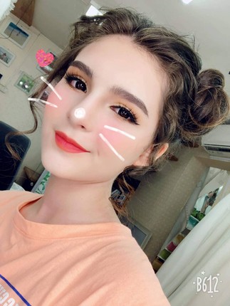 Ngan ngo truoc ve dep nhu bup be cua nu sinh Viet lai Nga-Hinh-6