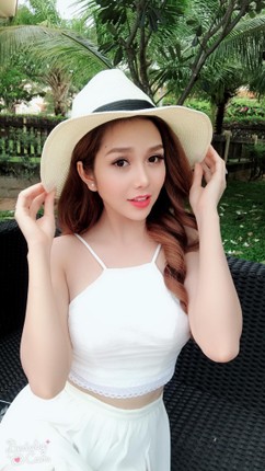 Dung chu y den Trang Phi nua, Mi Go con co hot girl nong bong hon-Hinh-3