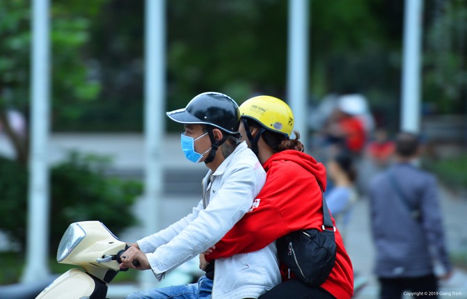 La lung thoi tiet Ha Noi mua he ma lanh nhu dong-Hinh-2