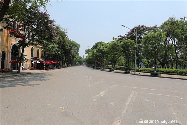 Nhin lai hinh anh Ha Noi vang ve nhu Tet trong dot nong dinh diem-Hinh-5