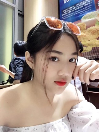 Hotgirl 17 tuoi Sai Gon dep het phan thien ha dot mat nguoi ngam-Hinh-3