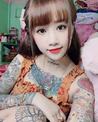 Thieu nu 19 tuoi xam kin nguoi khien dan mang tranh cai kich liet-Hinh-7