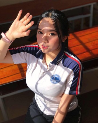 Nhung co gai 10X day thi thanh cong khoe vong 1 goi cam-Hinh-9