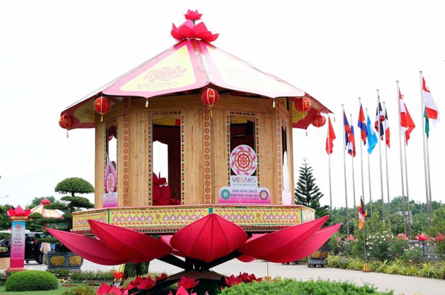 TP HCM: San sang chao mung dai le Vesak 2025-Hinh-2