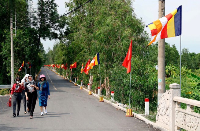 TP HCM: San sang chao mung dai le Vesak 2025