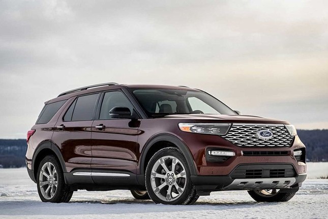 Ford Explorer 2020 noi that doc dao, gia tu 759 trieu dong