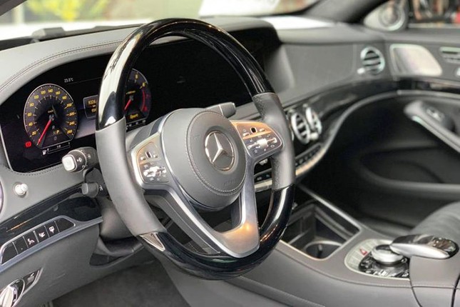 Kham pha Mercedes-Benz S-Class gia 4,8 ty Tuan Hung vua tau-Hinh-6