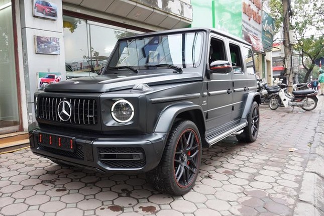 Xe Mercedes-AMG G63 Edition 1 hon chuc ty ve Viet Nam-Hinh-10