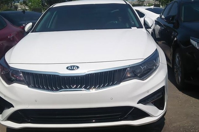 Kia Optima 2019 un un ve Viet Nam cho ngay ra mat-Hinh-2