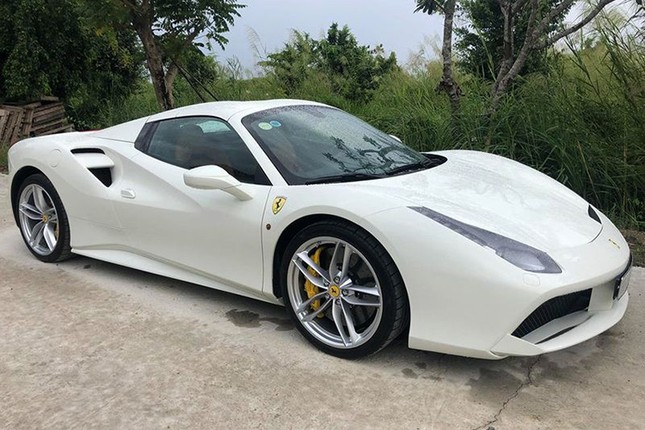 Sieu xe Ferrari 488 Spider tien ty cua dai gia Binh Phuoc-Hinh-7