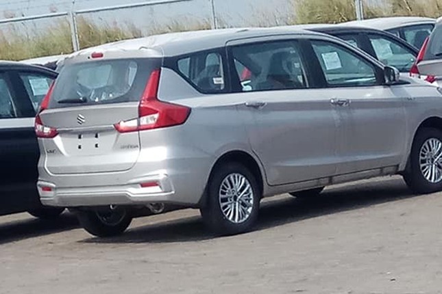 “Soi” Ertiga 2019 tai VN, gia tu 499 trieu dong-Hinh-2