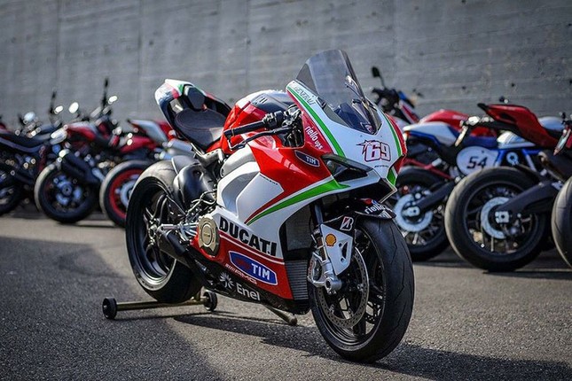 Sieu moto Ducati Panigale V4 Nicky Hayden gia tu 1,6 ty