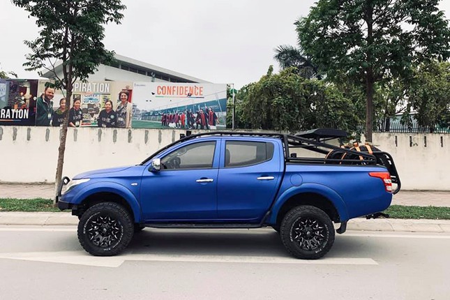 Xe doi 2015 bien khung gia gan 1 ty goi ten Mitsubishi Triton-Hinh-2