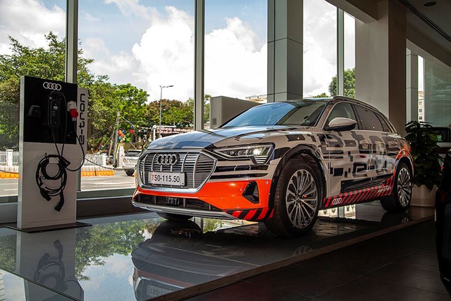 Mau xe SUV chay dien Audi e-tron se som duoc ban ra o Viet Nam?-Hinh-12