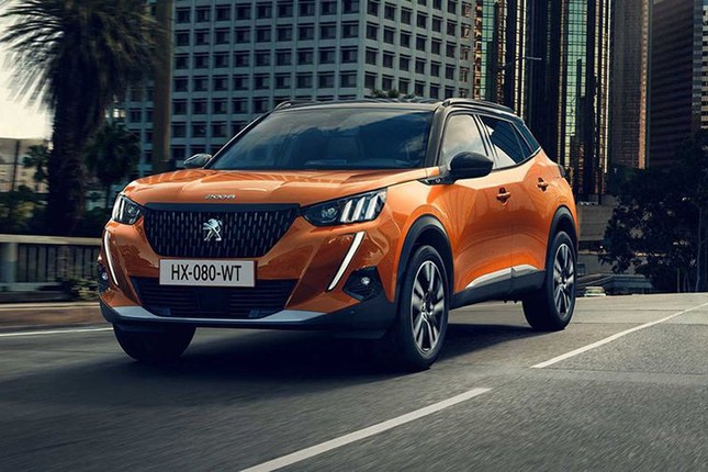 Peugeot 2008 trinh lang: Co bap va bat mat