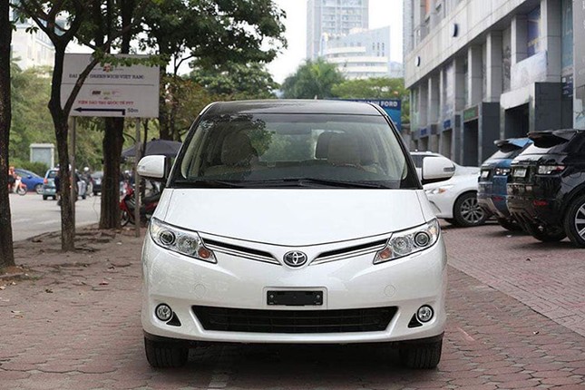 Can canh Toyota Previa 2019 gan 3 ty tai Viet Nam-Hinh-3