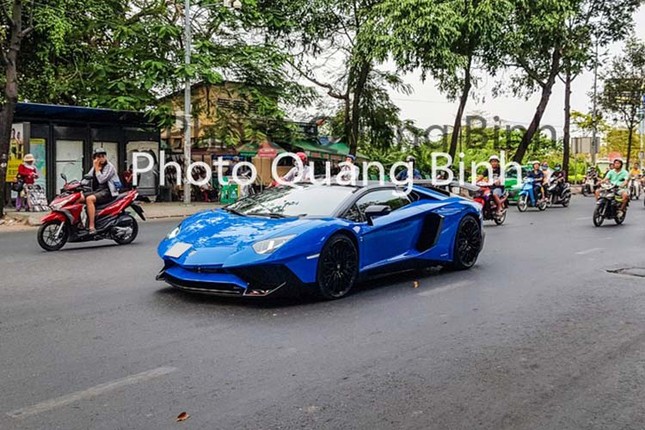 Khong cuong duoc ve dep cua sieu xe Lamborghini Aventador SV Roadster gan 40 ty-Hinh-8