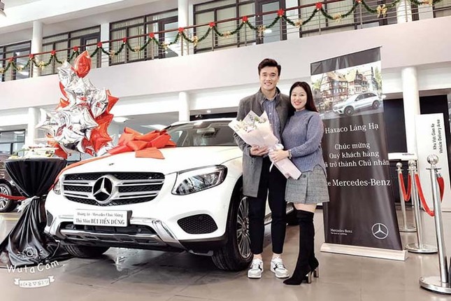 Thu mon Bui Tien Dung khui hop Mercedes-Benz GLC tien ty-Hinh-3