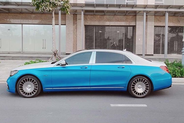 Diep Lam Anh ban Mercedes-Maybach gan 7 ty cung loi hua tang tui Chanel-Hinh-3