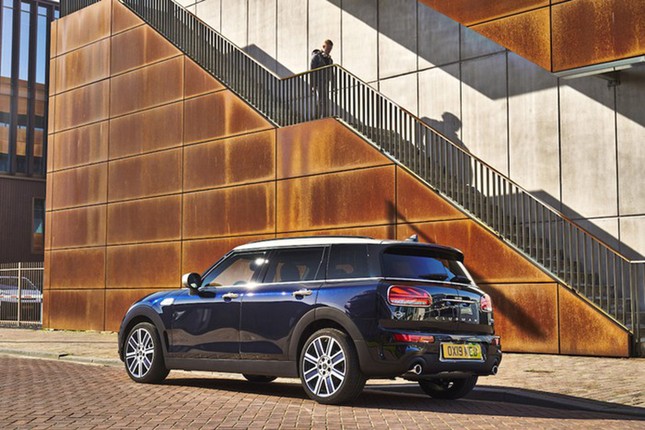 MINI Clubman 2020 moi 6 cua, sap ve Viet Nam co gi hot?-Hinh-4