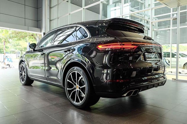 Ngam Porsche Cayenne 2020 gan 5 ty dong Huong Giang vua sam-Hinh-9