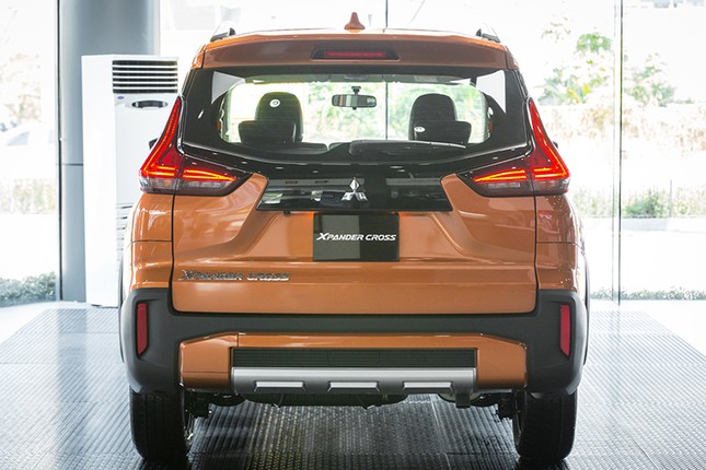 Mitsubishi Xpander Cross tu 670 trieu tai Viet Nam co gi dang mua?-Hinh-5