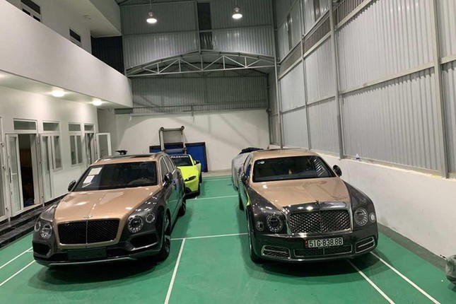 Dai gia Sai Gon ra bien cho sieu xe Bentley Bentayga V8 gan 20 ty-Hinh-10