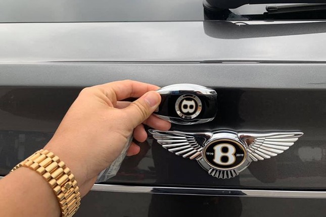 Dai gia Sai Gon ra bien cho sieu xe Bentley Bentayga V8 gan 20 ty-Hinh-8