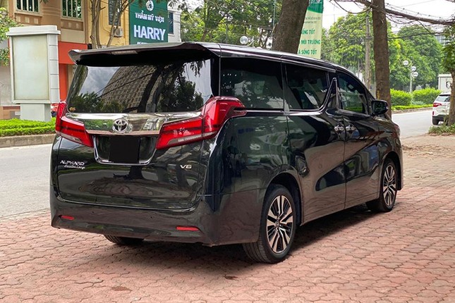 Can canh Toyota Alphard gan 4 ty dong cua ca sy Tuan Hung-Hinh-3