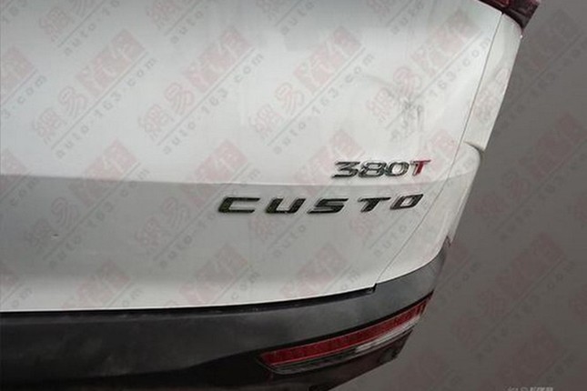 Hyundai Custo lo dien truoc ngay ra mat-Hinh-3