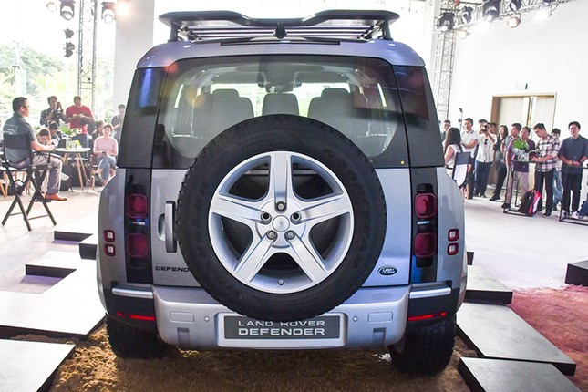 Can canh Land Rover Defender 2020 gia tu 4 ty-Hinh-4