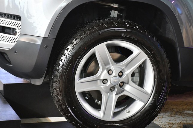 Can canh Land Rover Defender 2020 gia tu 4 ty-Hinh-5