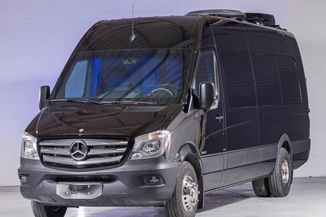 Can canh van phong di dong sieu sang Mercedes-Benz Sprinter-Hinh-7