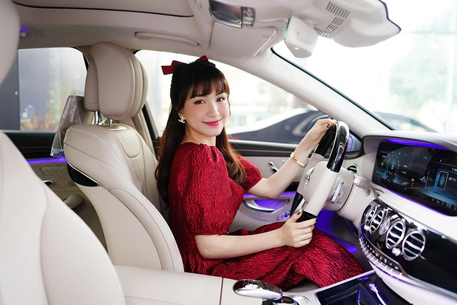 Hoa Minzy chi gan 5 ty dong tau Mercedes-Benz S450L Luxury-Hinh-6