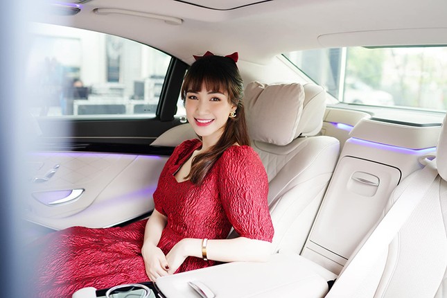 Hoa Minzy chi gan 5 ty dong tau Mercedes-Benz S450L Luxury-Hinh-7