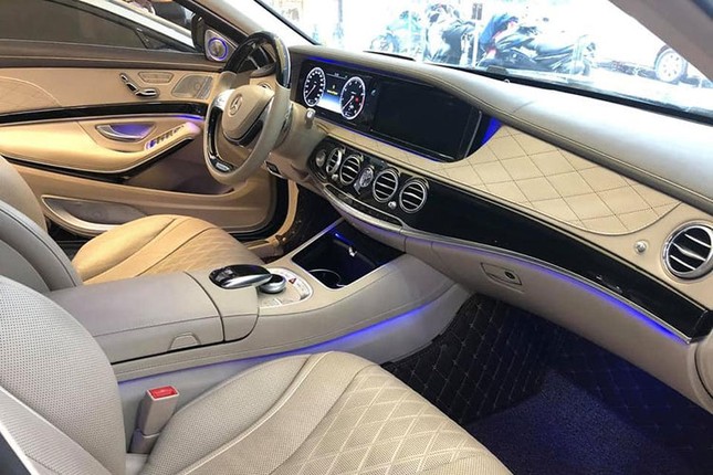 4 nam chay Mercedes Maybach S600 dai gia Viet bay 8 ty dong-Hinh-9