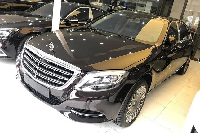 4 nam chay Mercedes Maybach S600 dai gia Viet bay 8 ty dong