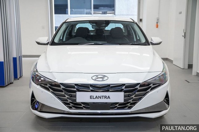 Chi tiet Hyundai Elantra 2021 thiet ke hoan toan moi-Hinh-3