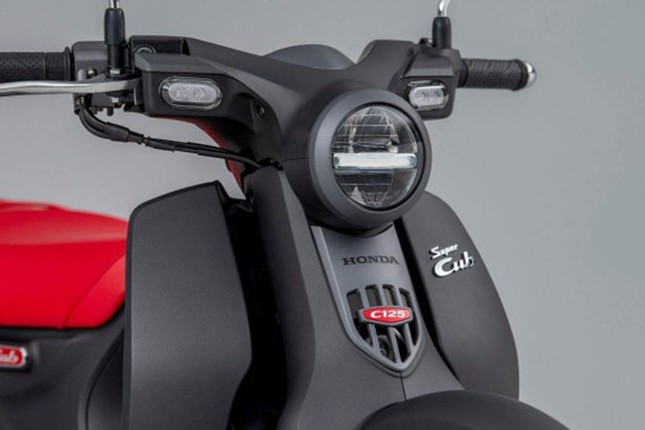 Can canh Honda Cub C125 dat hon SH-Hinh-3