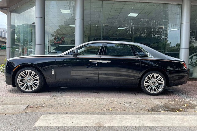 Chi tiet Rolls-Royce Ghost gia hon 40 ty o Ha Noi-Hinh-2