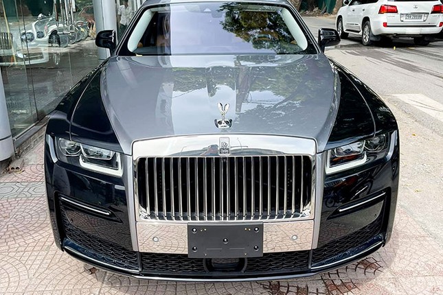 Chi tiet Rolls-Royce Ghost gia hon 40 ty o Ha Noi