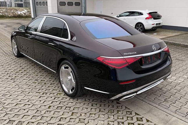 Xe sang Mercedes-Maybach S580 dep khong ti vet co gia hon 15 ty-Hinh-9