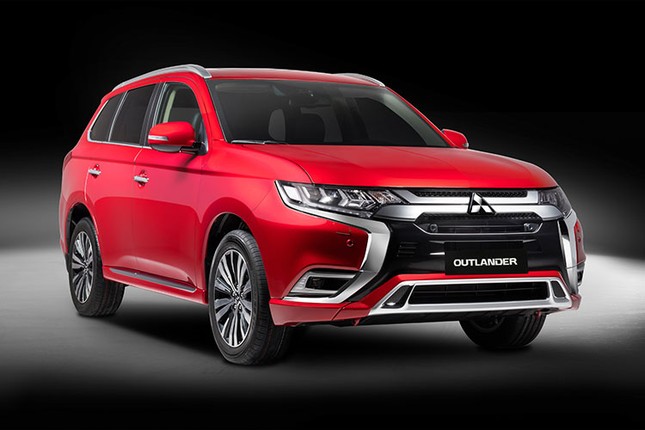 Chi tiet Mitsubishi Outlander 2022 co gia tu 825 trieu dong