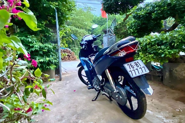 Honda Future bien ngu quy 7 duoc thet gia 500 trieu dong-Hinh-4