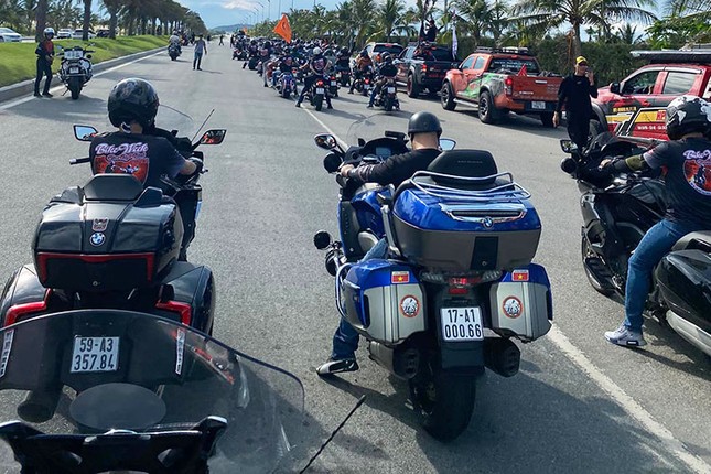 Di xem dan mo to khung tai Cam Ranh Bike Week 2022-Hinh-5