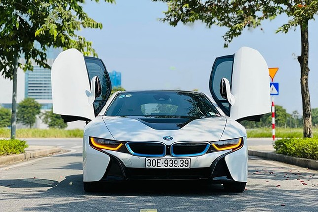 Can canh xe sieu sang BMW i8 chi 3,7 ty tai Ha thanh-Hinh-10