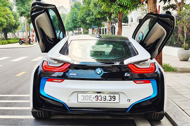 Can canh xe sieu sang BMW i8 chi 3,7 ty tai Ha thanh-Hinh-9