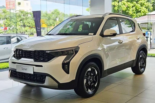 SUV co A Kia Sonet 2024 duoc phan phoi voi 3 phien ban